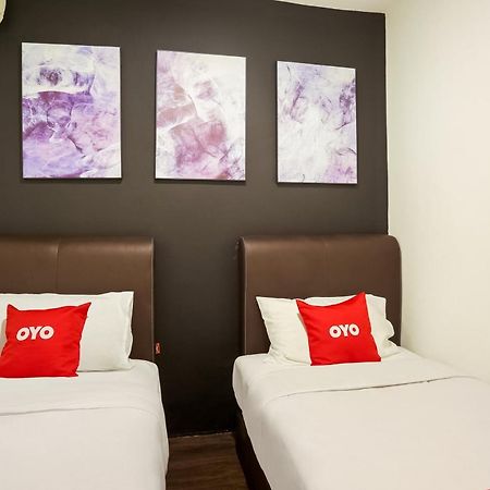 OYO 90460 ホテル Kl2f レスト&ゴー シャー・アラム エクステリア 写真